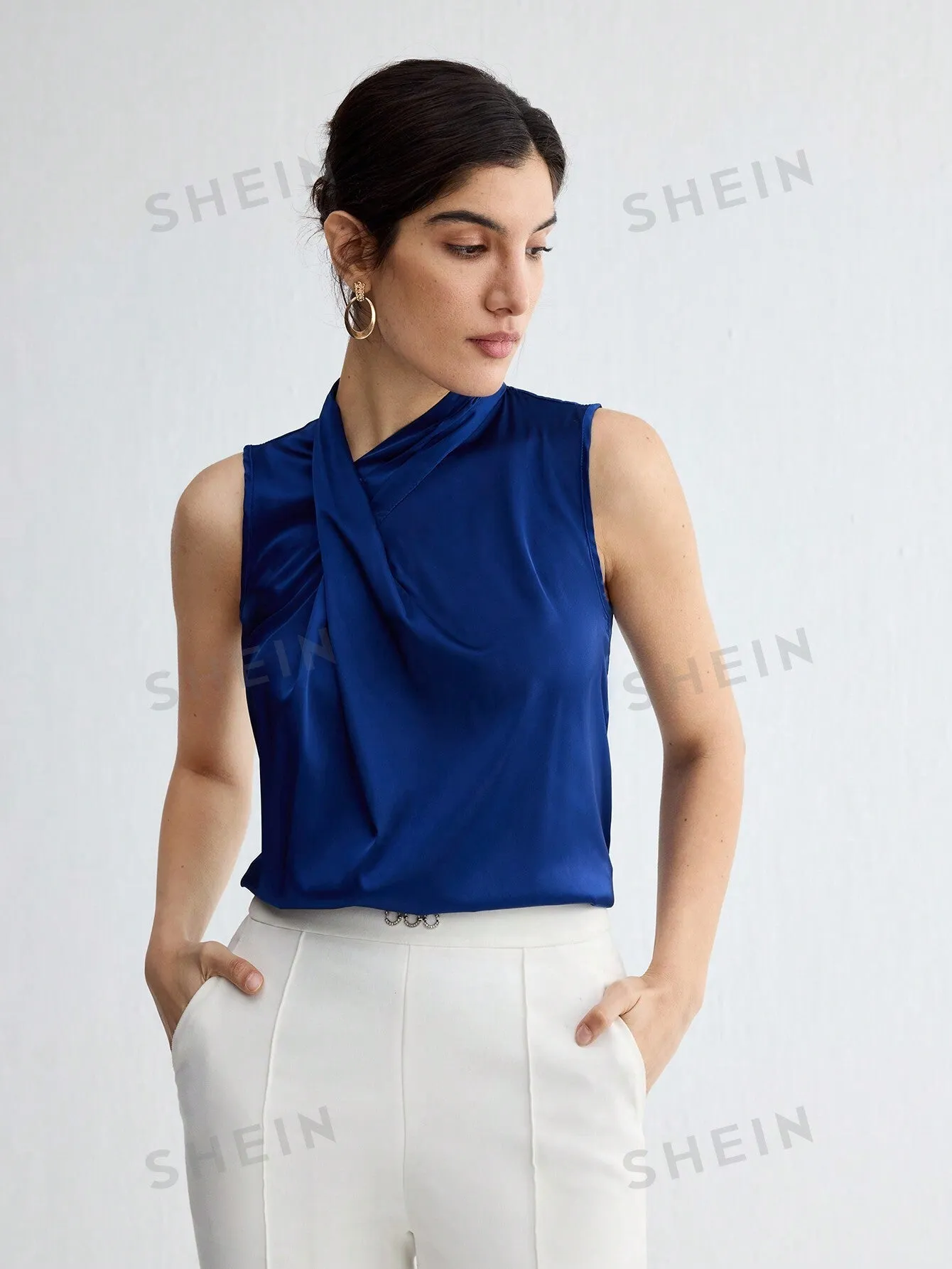 BIZwear Women'S Solid Color Pleated Shirt