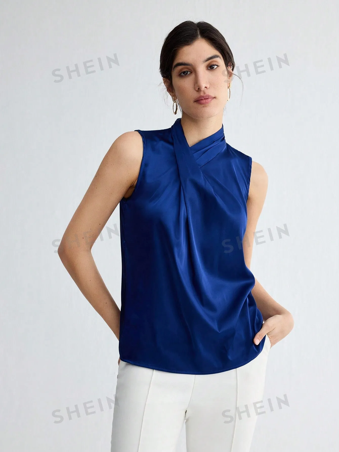 BIZwear Women'S Solid Color Pleated Shirt