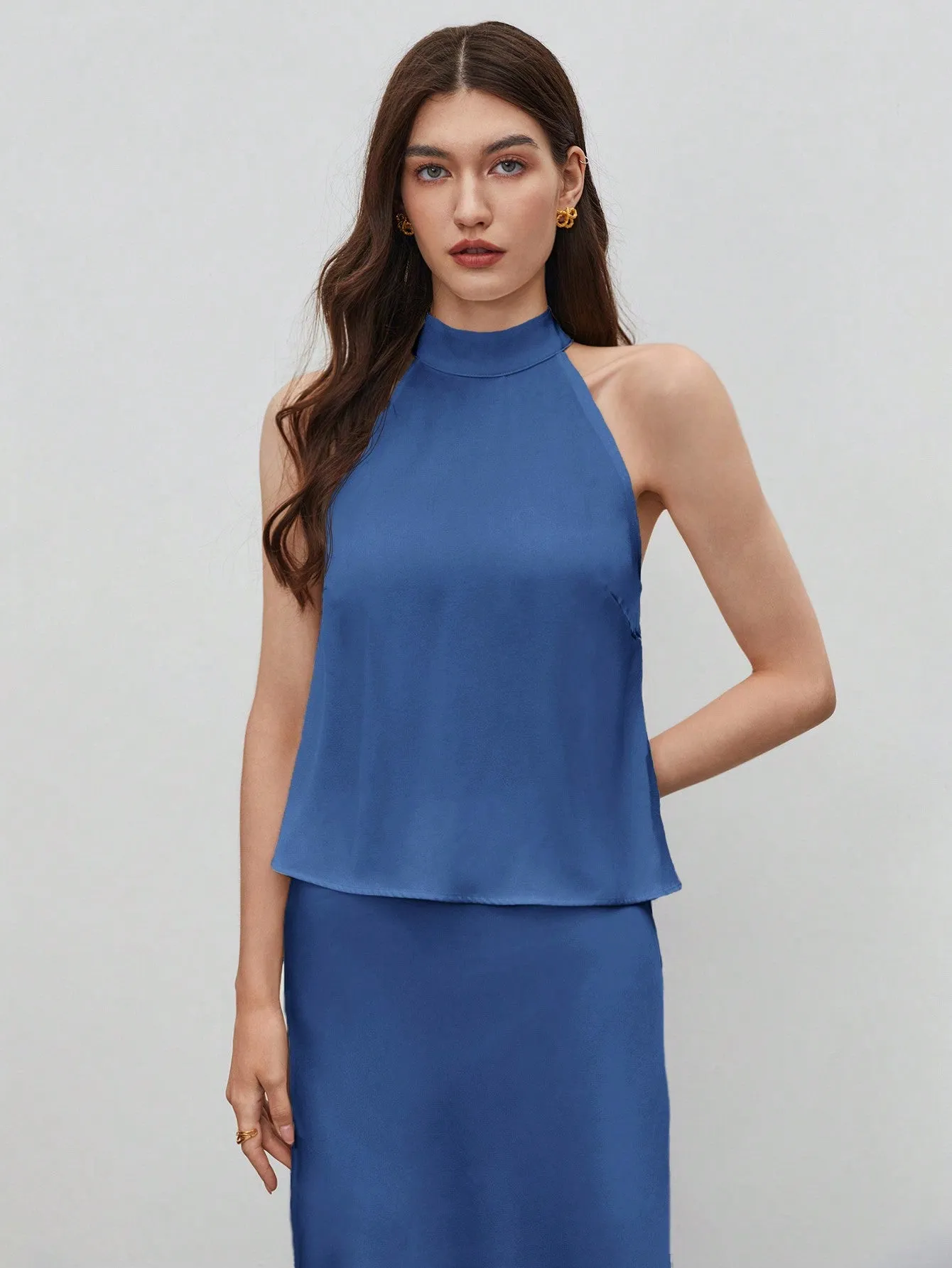 BIZwear Women's Solid Color Sleeveless Halter Shirt