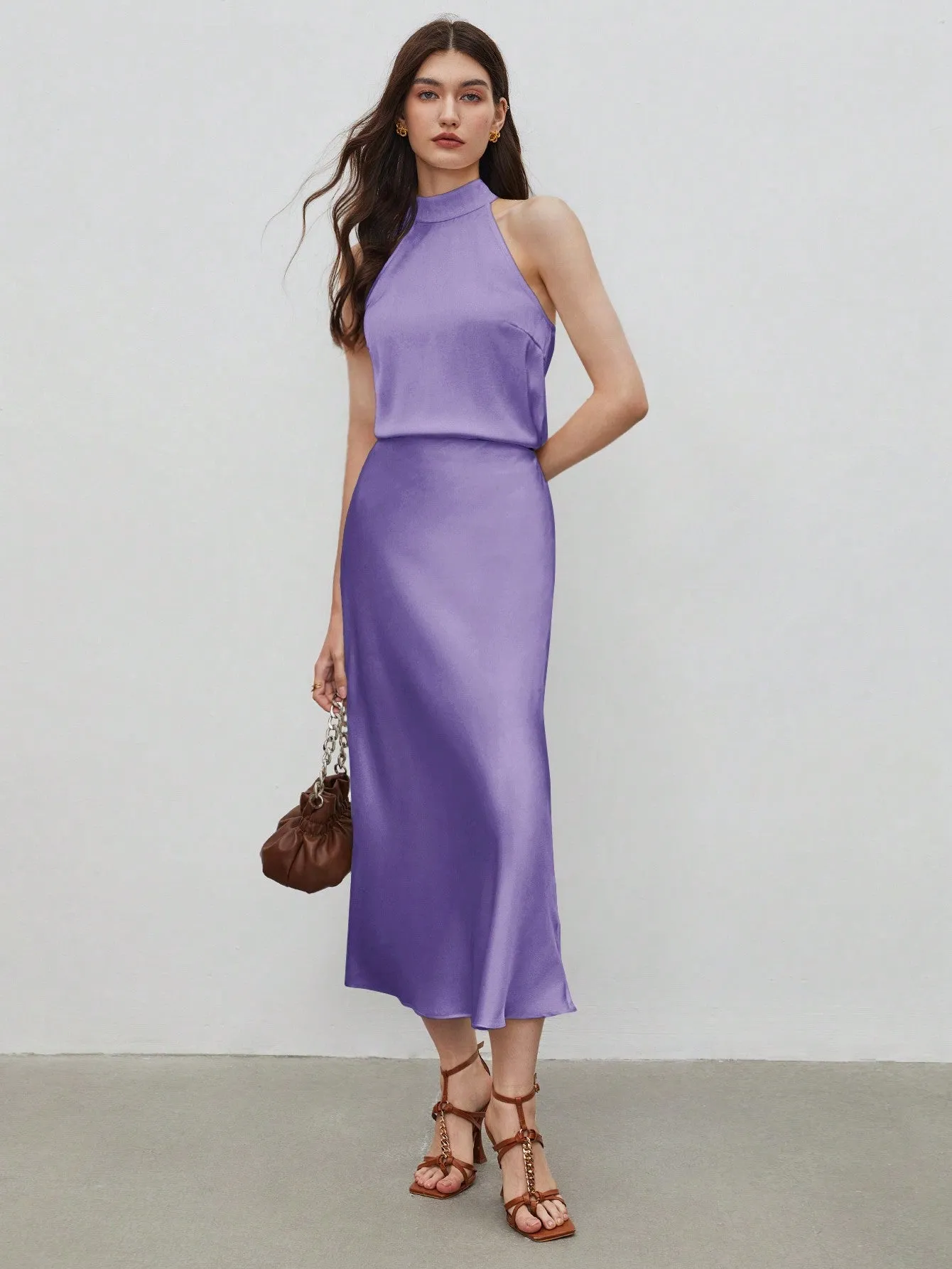 BIZwear Women's Solid Color Sleeveless Halter Shirt