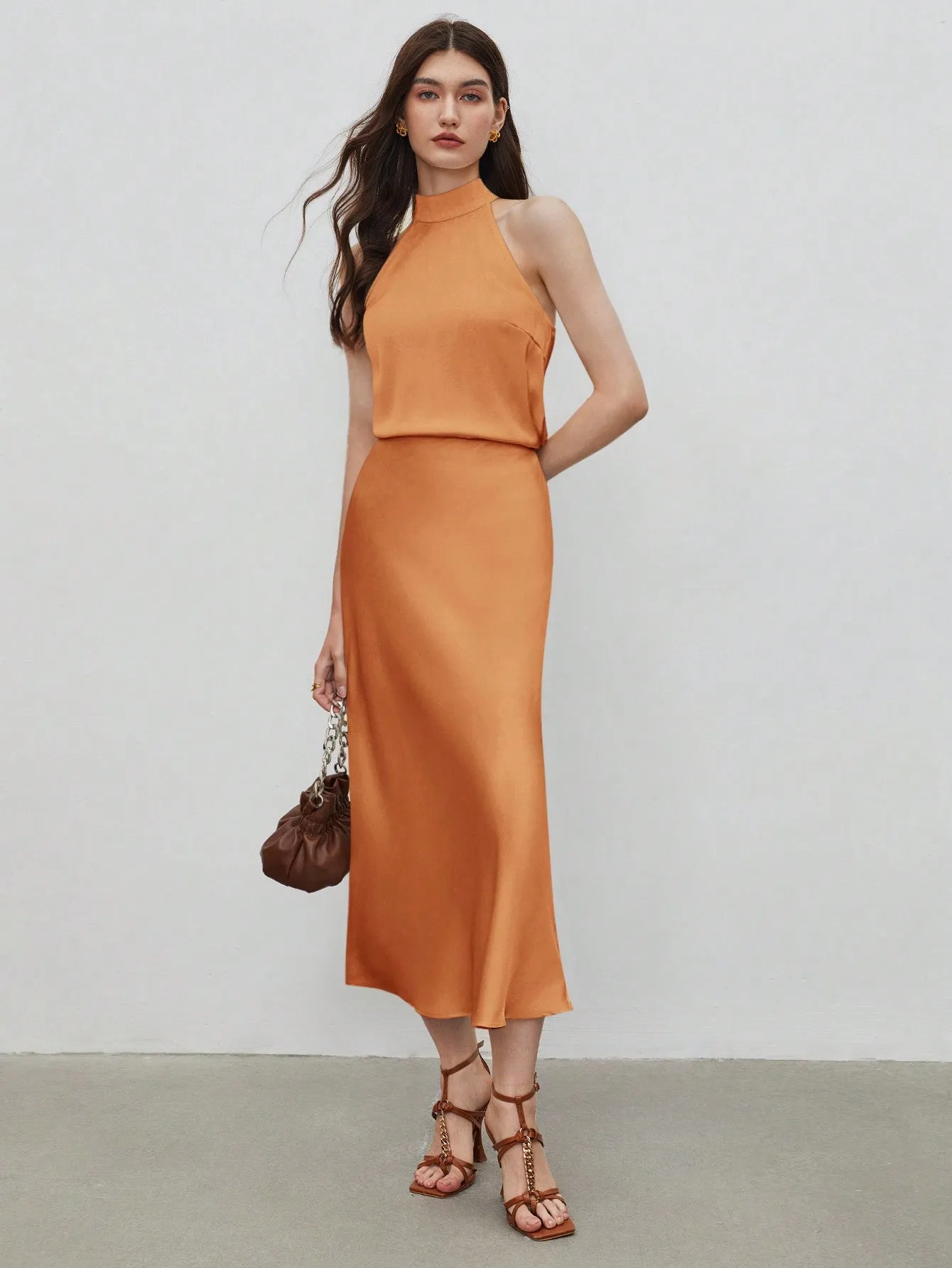 BIZwear Women's Solid Color Sleeveless Halter Shirt