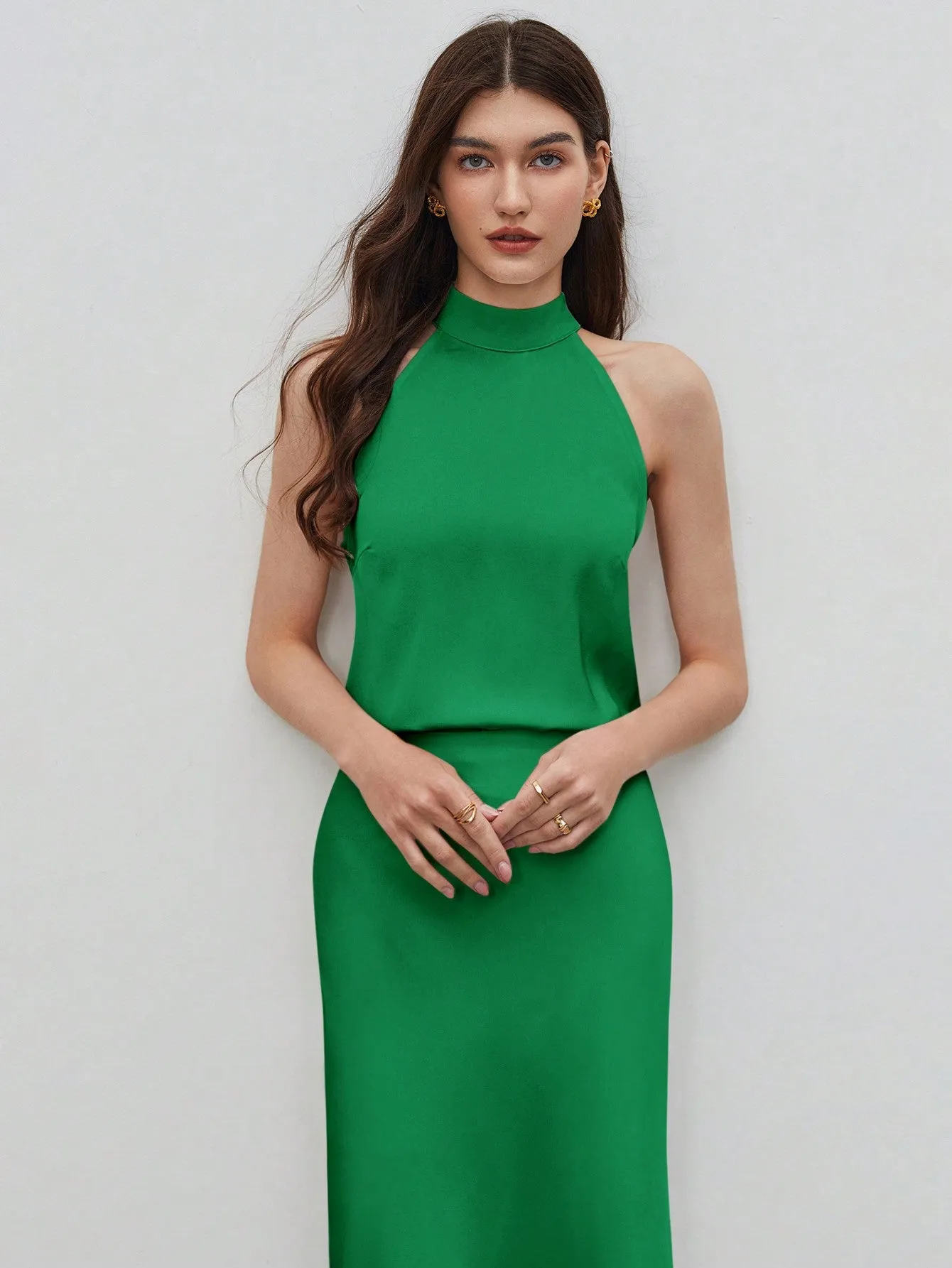 BIZwear Women's Solid Color Sleeveless Halter Shirt