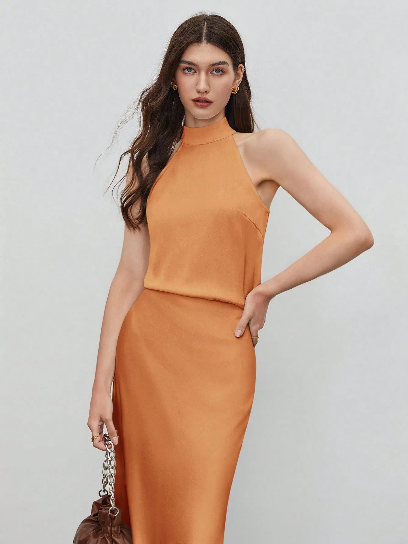BIZwear Women's Solid Color Sleeveless Halter Shirt