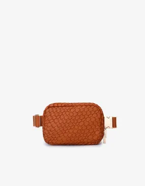 EVERLEIGH WOVEN BELT BAG BROWN