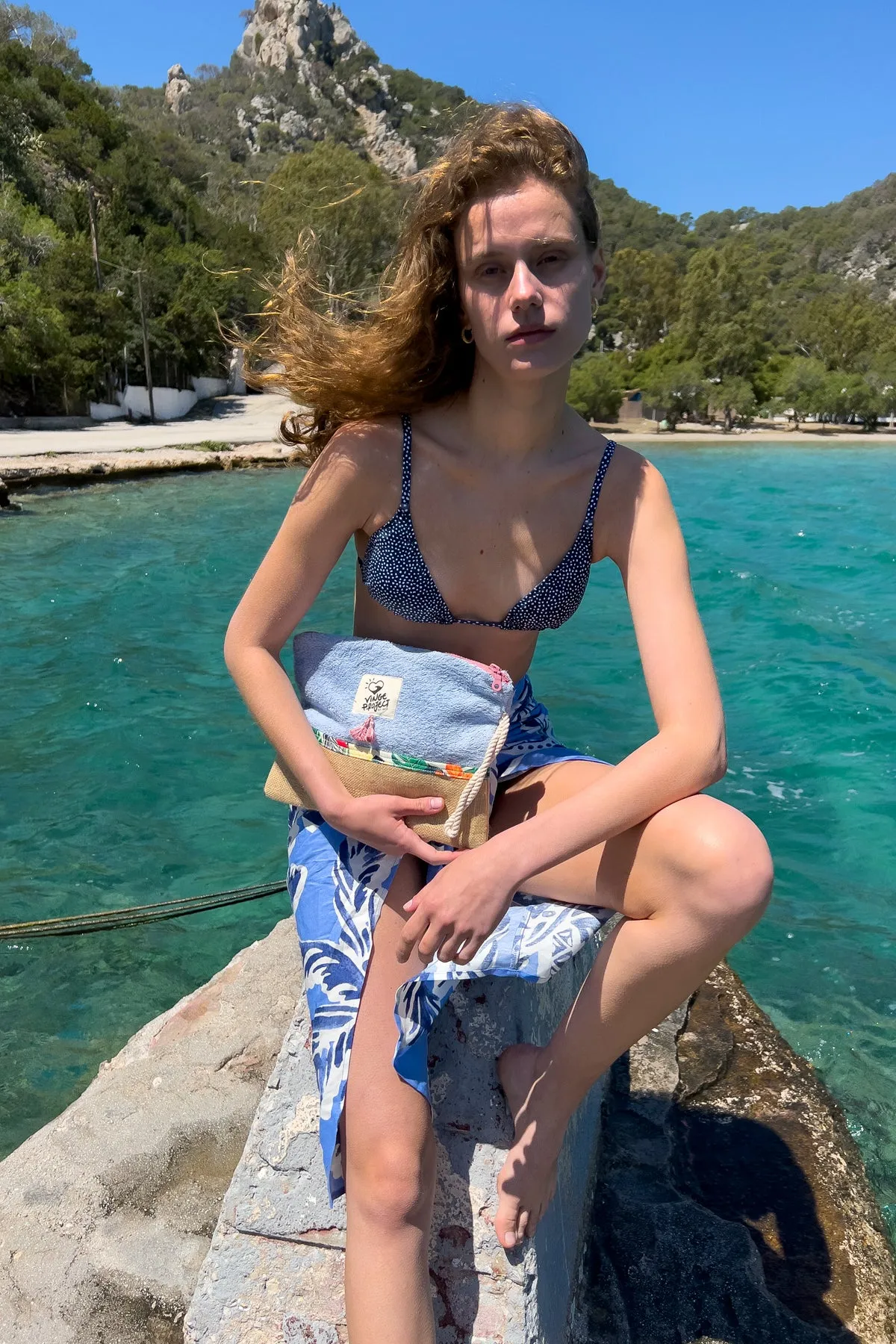 Lagoon 𝐌𝐞𝐝𝐢𝐮𝐦 Waterproof Beach Clutch Bag