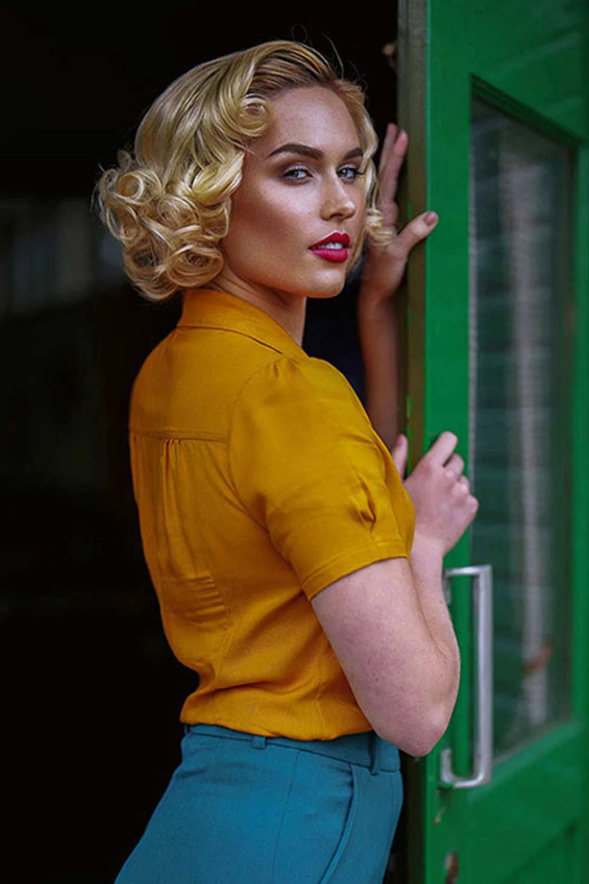 Pretty 40s Blouse - Mustard