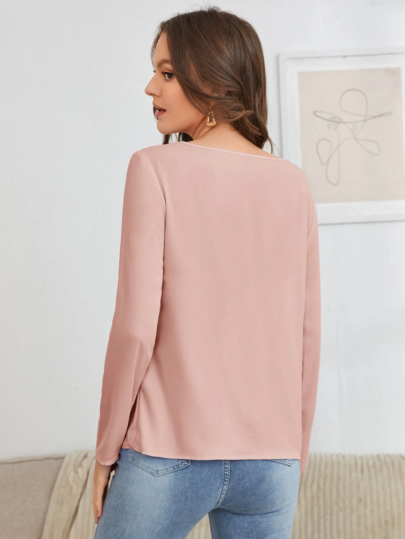 Solid Keyhole Neck Blouse