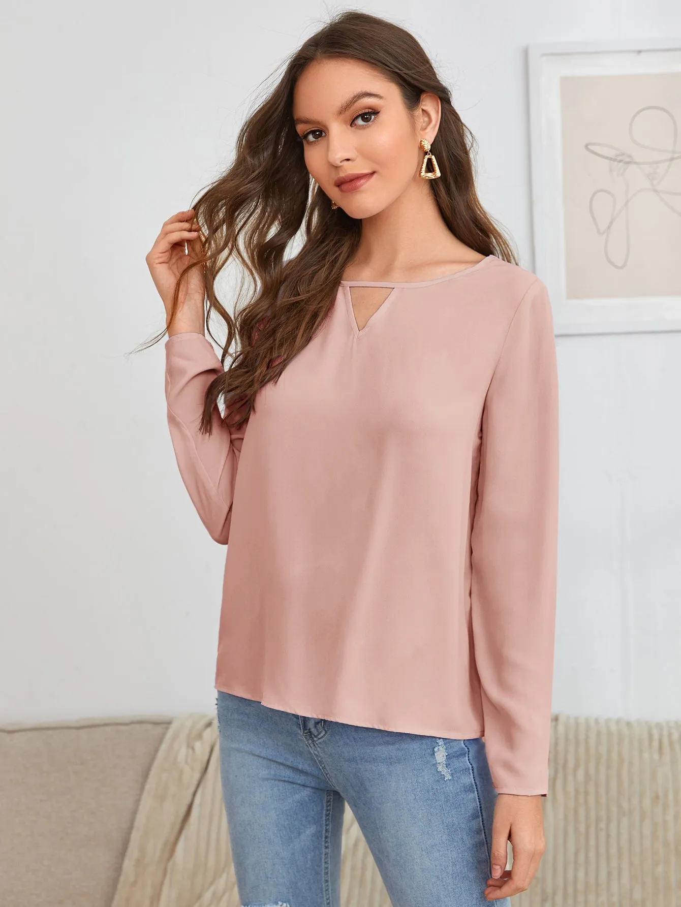 Solid Keyhole Neck Blouse
